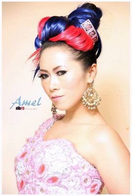 Amel asal wonosobo tki asal hongkong pelantun lagu dangdut sepuluh sebelas lagu ciptaan Denis Nirwana Band contac manager dyla +8521656423