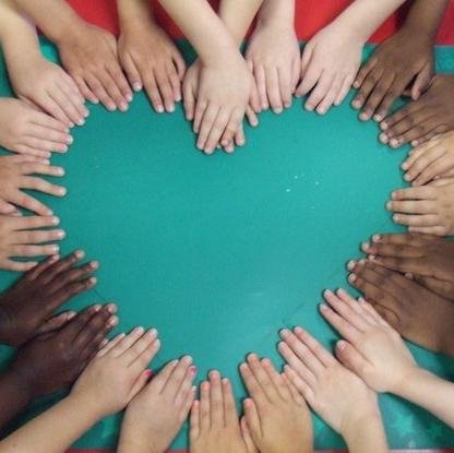 We're a 1st Grade class from Texas looking to explore the world and meet new people!