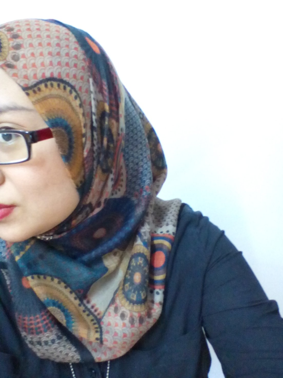 Im a wife and a mom of two. Will bebel a lot, but not here. The bebelan only for my housemates!
