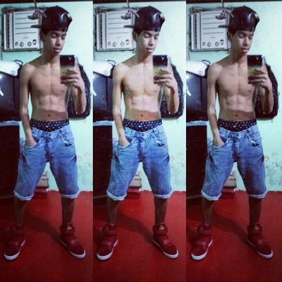Deus ♥, Família ♥, Amigos ♥, Futebol e Skate ♥