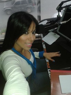 karlitajmr's profile picture. Presentadora de Televisión, locutora de
@Lider949fm https://t.co/OFm50gpMyp 
 UBM por @promartv imagen publicitaria.