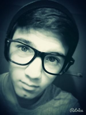 Canto,Bailo, Siguiendo mis sueños :D Soy BelieberBoy♥ y Never Say Never