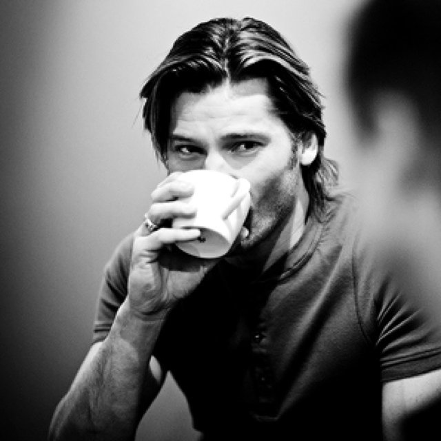 TrenchantMentor's profile picture. 'I would've rather died a good man than now live as a monster.' | THG OC | Victor and Mentor | District Six