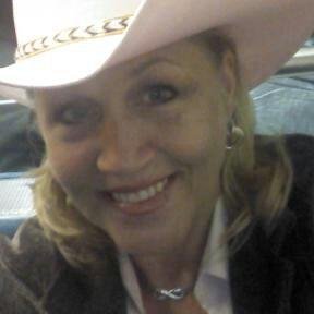 Cali girl with a whole lot of new ideas and experiences to share with the world in a peaceful loving manner.