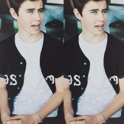i want nash grier to bang me against a wall