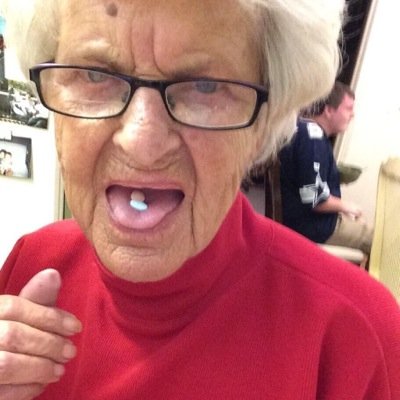 FOLLOW @emleleuxx cos I JUST GAVE YOU A FOLLOW SO FOLLOW THEM BACK TO RETURN THE FAVOR HOMIE