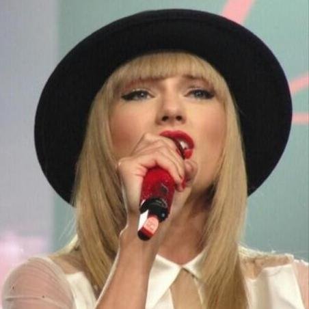 I look forward to the day where i can say i met taylor. I pray every day to meet her
