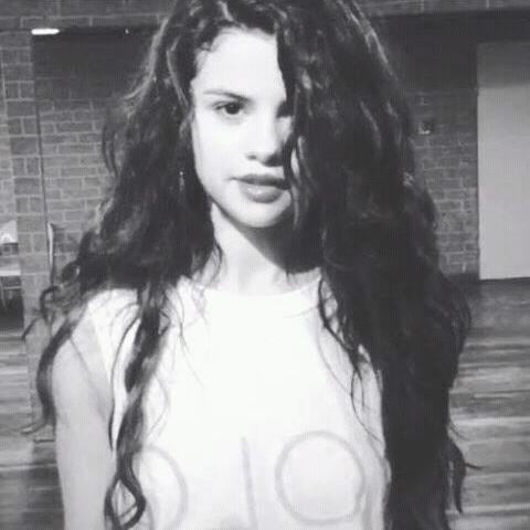 The most elegant princess in the world, Selena Gomez. I  love u, my little queen. 3