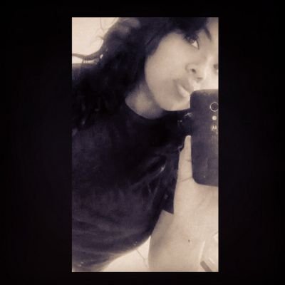 DeyLahEve's profile picture. give me the hip hop records
while I can still play them