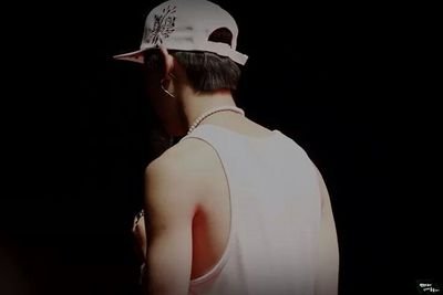 임재범 입니다. ㅋㅋㅋ คนชิคสุดหล่อ [Real @Def_soul_JB] #AprilFool