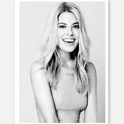 MollieKingFnsUS's profile picture. USA fans posting the latest news about the queen herself @MollieTheSats and The Saturdays! Mollie followed 2/1/13 :) Run by Mel & Skylar in CA & Allie in CO