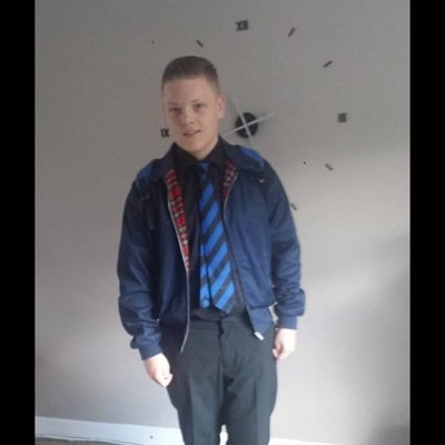 Lee_Gray234's profile picture. Follow me and i'll follow back