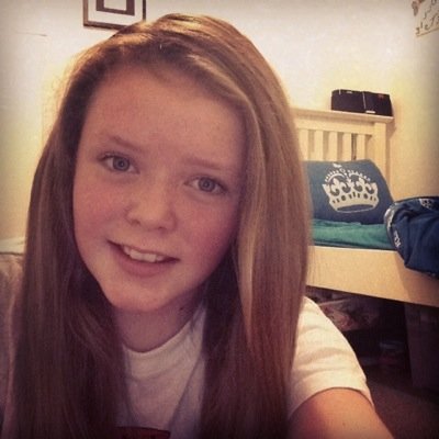 I love hayes grpier so much hes amzing 

My celebritay CRUSH is NIALL HOARN