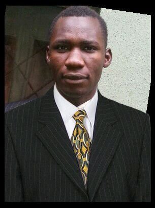 DeeniGml's profile picture. A Senior Petty Labour Officer by Profession