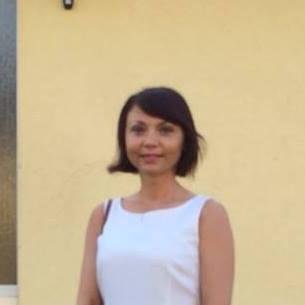 AlinaLupu3's profile picture. 