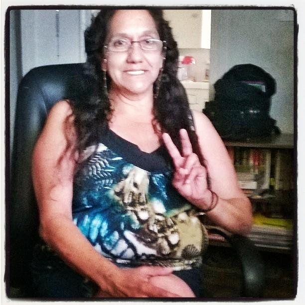 Single, 58, loving life each & everyday!! Laugh often, Love more& Live like a Queen...;)