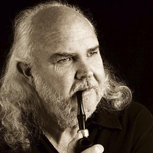 KrugerStef's profile picture. Ek is 'n liedjieskrywer\sanger\fotograaf en 'n abstraktekuns skilder.