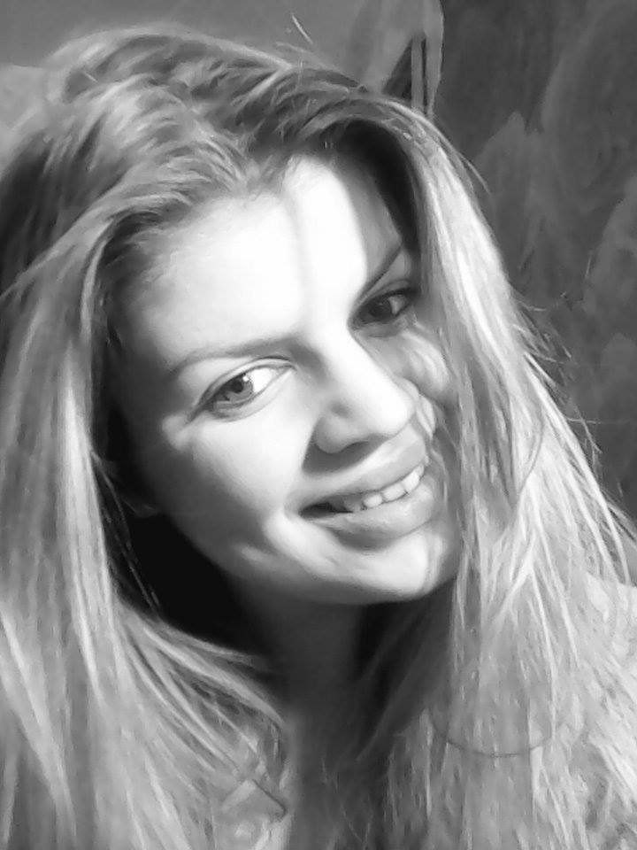 Hello everybody! My name is Anna:)