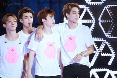 ขายของสำหรับแฟนคลับ