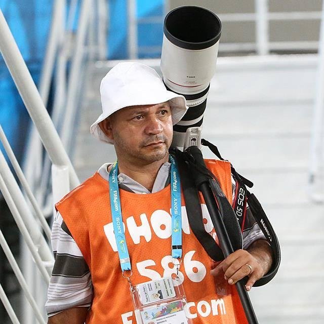 VENCEDOR DO PREMIO NACINAL DO  HSBC DE FOTOJORNALISMOS E DO TST.
