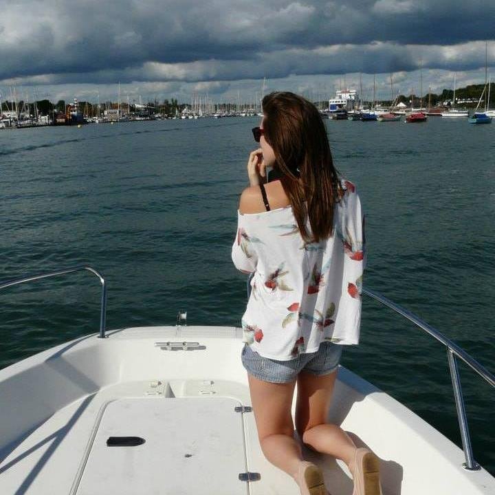 Rexiraptor's profile picture. Lick my legs.