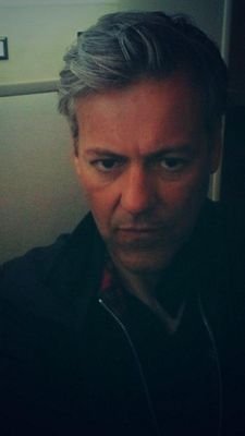 Detective Chief Inspector of New Scotland Yard. Father to a little girl. Sherlock wrangler.
It's Greg damn it!