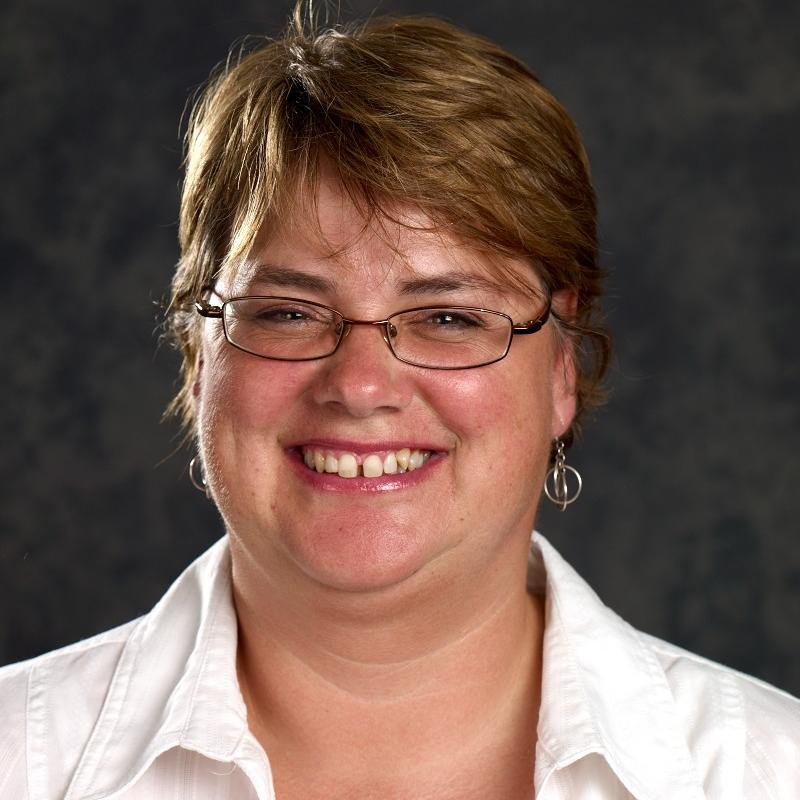 Freelance writer and editor with a focus on food, farming, gardening, business, environment, and parenting.