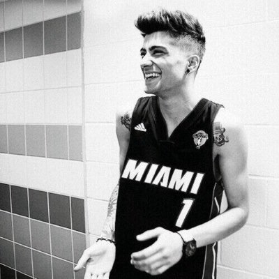 annualzjm's profile picture. ask for a follow back on @raybanzouis