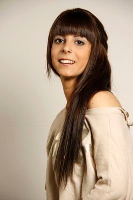 Soy de las personas que piensan que todo pasa por algo,que debemos aprovechar los pequeños momentos como si fueran únicos.