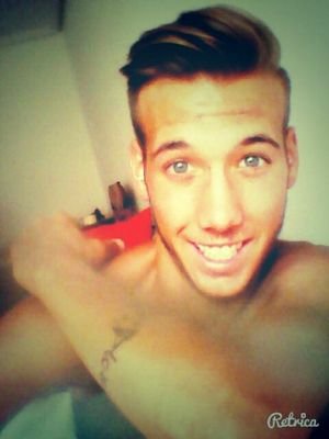 DaniMP_7's profile picture. Naci para sonreir , no para ser perfecto