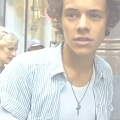 Please follow @larryswingz