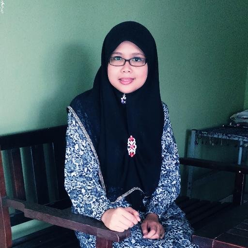 farahainradzi's profile picture. I love you, but I love myself more.