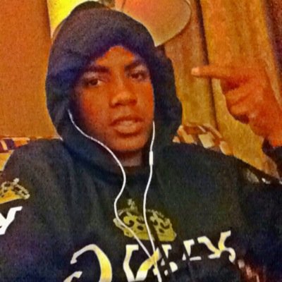 bstinson13's profile picture. #CREAM #FOE✊ #R.I.Paradise Aunt Carol - North phillyated - CMB ENT $$