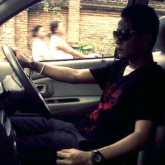 dhynda_pandya's profile picture. Randomize!