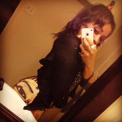 eb_mcg's profile picture. Queen