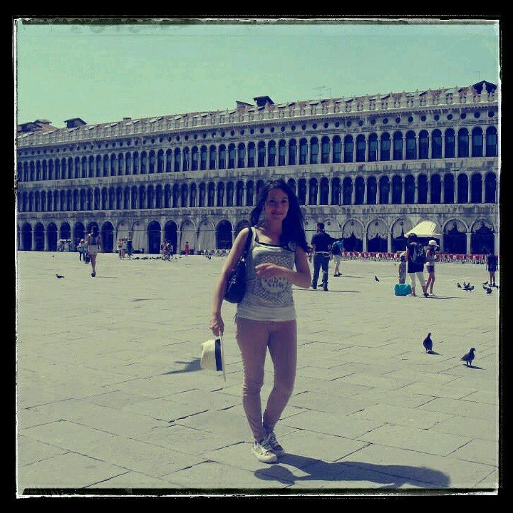 Amante de la vida y el arte en todas sus formas. I' m a nature lover.