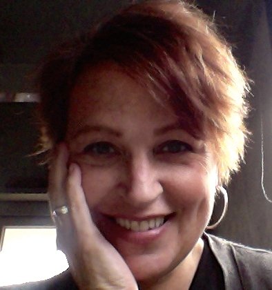 bsummay's profile picture. she/her
birds gotta fly
learning, unlearning, listening, watching