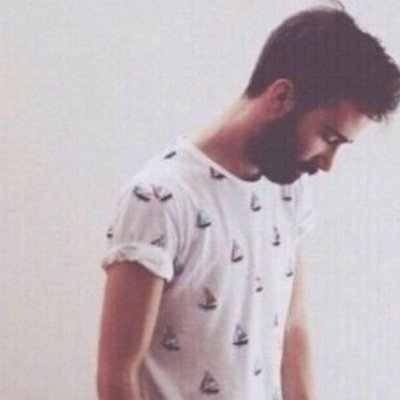 طآقة سلبية.