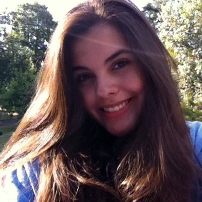 Me encanta la música y disfrutar de la vida, familia y amigos !! Sigueme y te sigo :D