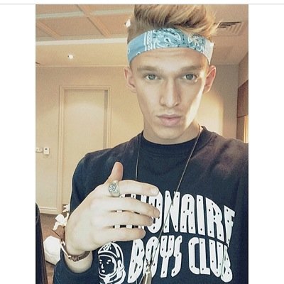 I fell in love with Cody Simpson, oops
