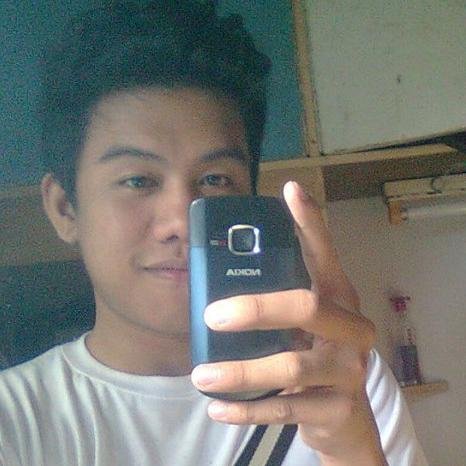 kformaran14's profile picture. My personal life is none of ur business