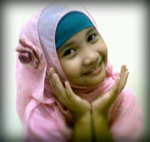 Aulia_Dinda21's profile picture. ~♥Mencoba menjadi manusia yang lebih baik♥~