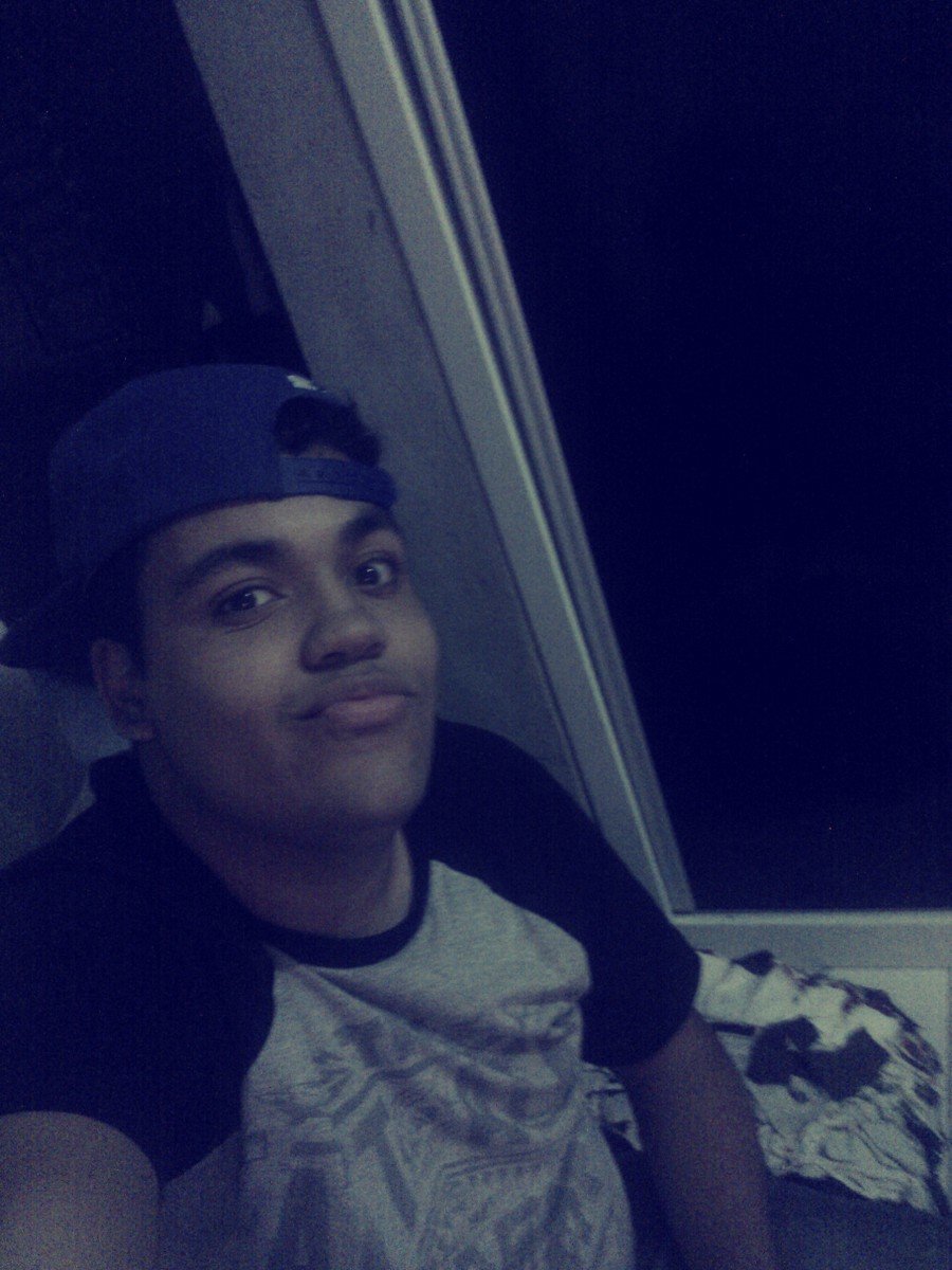 DanDelmondes's profile picture. foda-se vcs, foda-se suas leis !!!