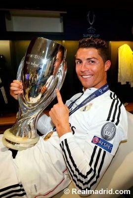 REAL MADRID blanco y puro en las buenas y en las malas.......¡¡¡¡HASTA EL FINAL VAMOS REAL!!!!!