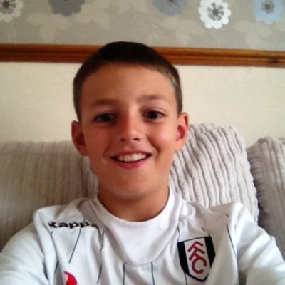 I am a gamer on the xbox i play fifa mincraft PvZ and other games. Follow me ill follow back. Fulham For Life