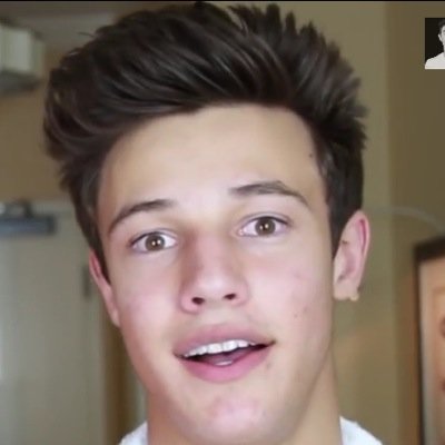 Hi ☺️ Follow Me I Make Edits Check me Out on Vine . I Meet Ariana Grande 12/15/14 . Cameron Dallas Responded Back To Me ✌️