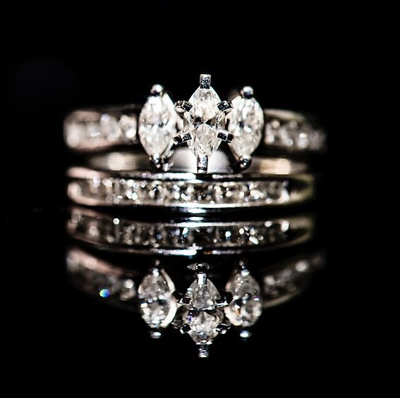 Long Island and NYC photographer, specializing in weddings, events, contemporary portraiture with a modern and timeless flair.