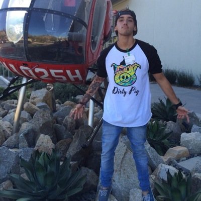 Follow @tiediematt ☺️