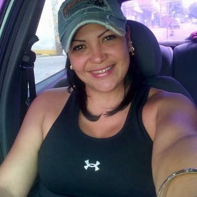 Soy una guerrera de la vida y con Dios en mi corazón jamas sere vencida...Sigueme y te sigo!! =)