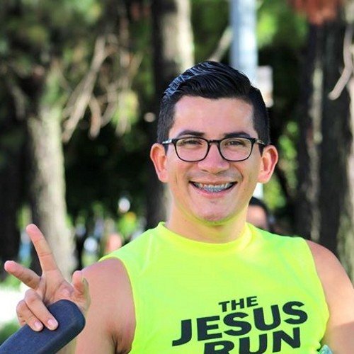 Seguidor y discipulo de Jesús, internacionalista - conferencista y motivador personal - , especialista en proyectos juveniles. Coach de Lideres.